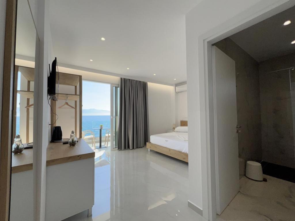 Sea Breeze Villa Саранда Екстер'єр фото