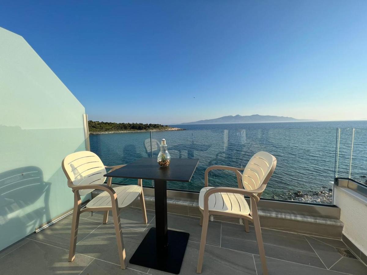 Sea Breeze Villa Саранда Екстер'єр фото