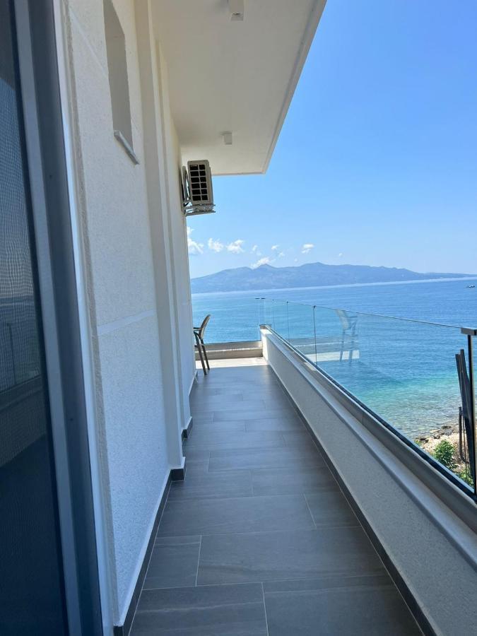 Sea Breeze Villa Саранда Екстер'єр фото