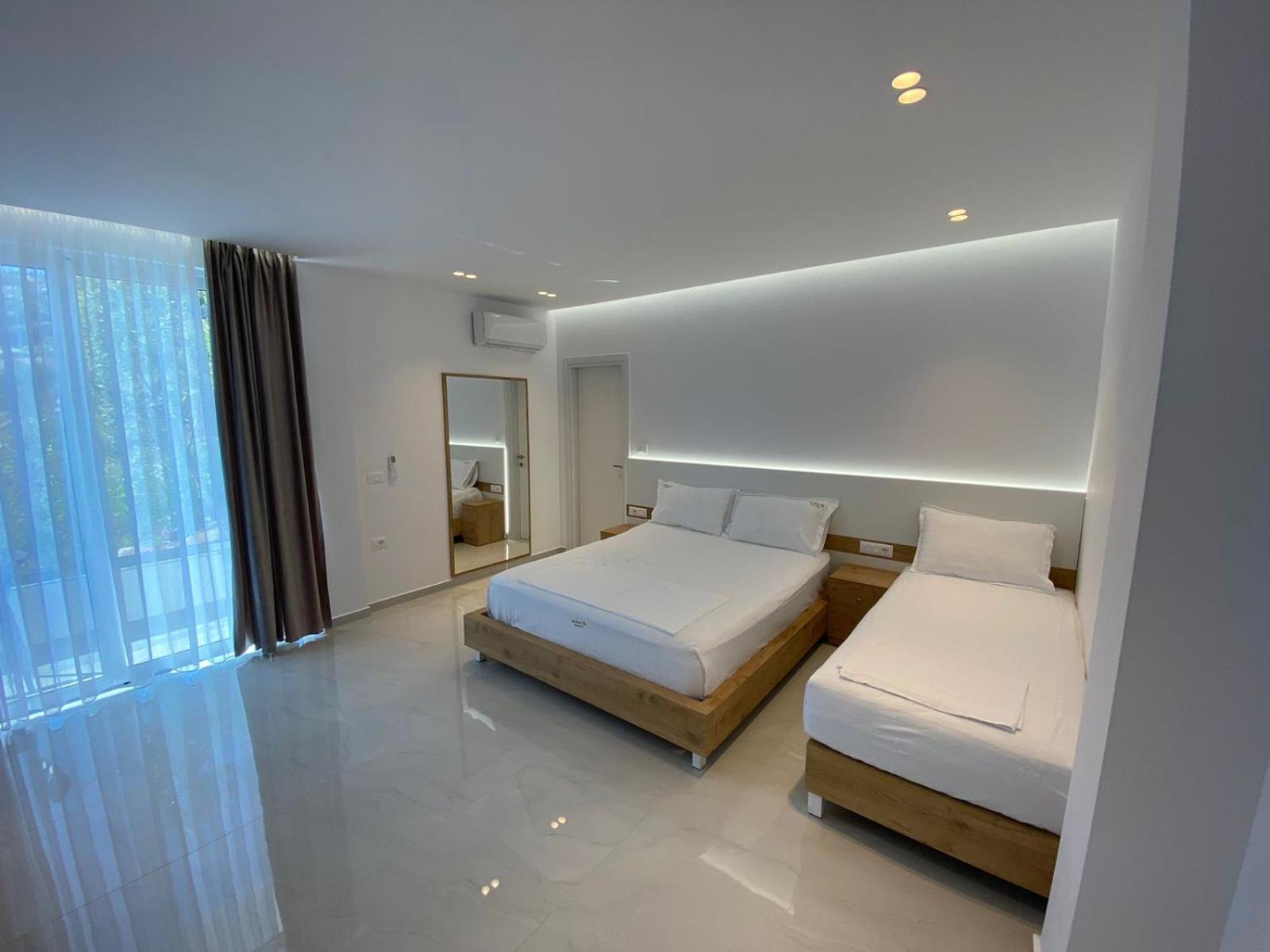Sea Breeze Villa Саранда Екстер'єр фото